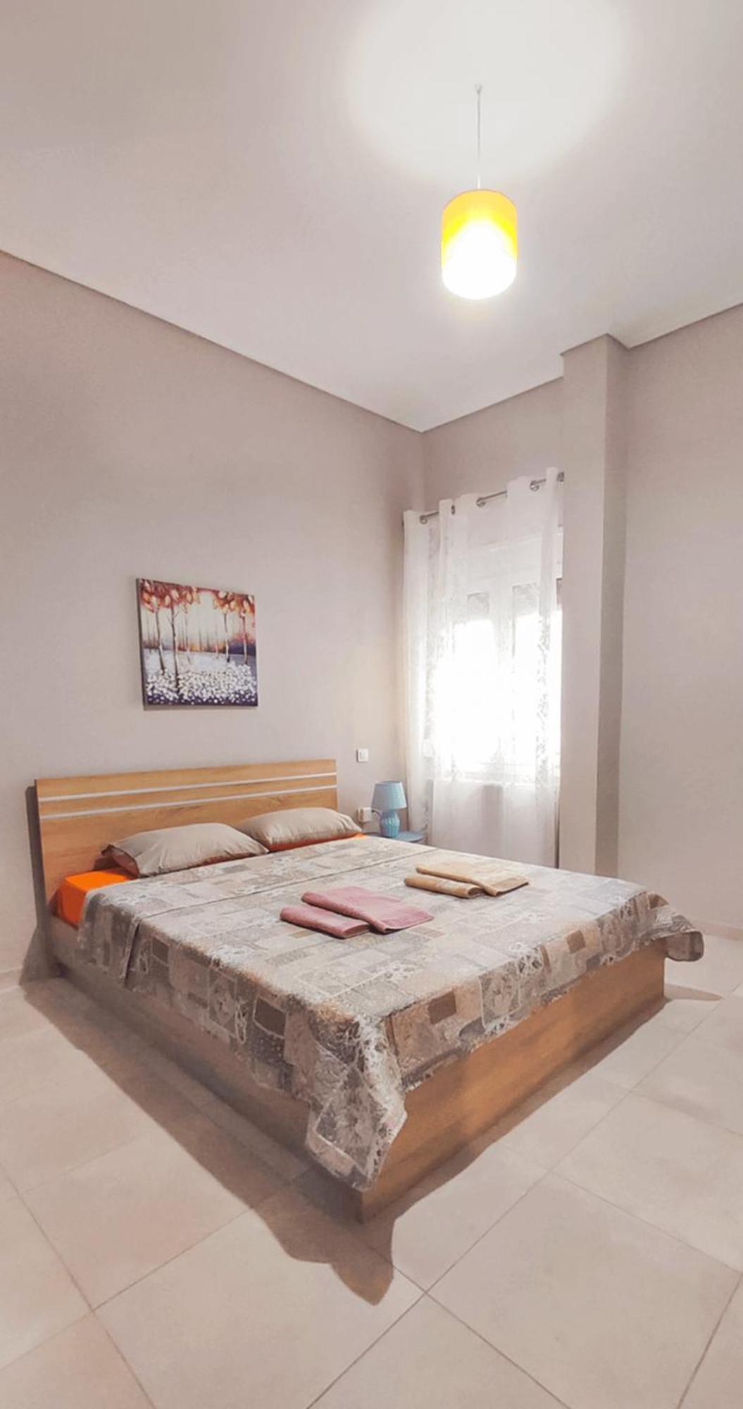 Apartment Downtown 2 *